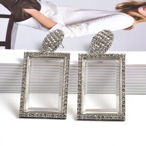 European And American Fashion Resin Clear Geometric Earrings